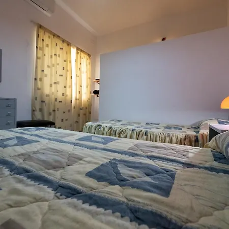 Bugibba Spacious 3br Family I Cot I Walk To