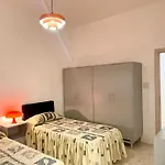 Spacious 3Br Family Apartment I Cot I Walk To Beach 圣保罗湾城