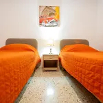 Spacious 3Br Family Apartment I Cot I Walk To Beach 公寓 圣保罗湾城
