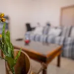 Spacious 3Br Family Apartment I Cot I Walk To Beach