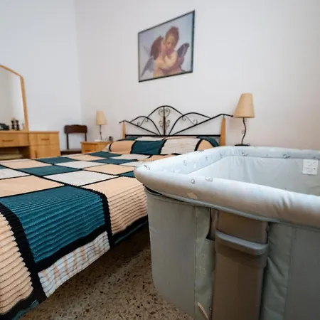 Bugibba Spacious 3br Family I Cot I Walk To * خليج سانت بول