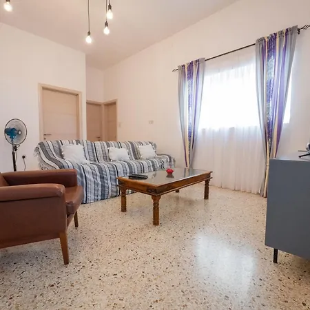 Bugibba Spacious 3br Family I Cot I Walk To خليج سانت بول