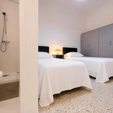 Lejlighed Bugibba Spacious 3br Family I Cot I Walk To San Pawl il-Baħar