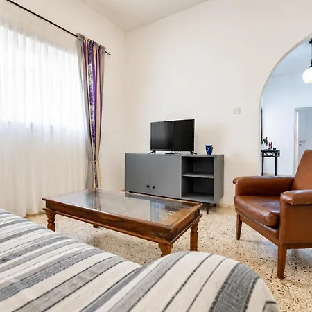 Bugibba Spacious 3br Family I Cot I Walk To Lejlighed *