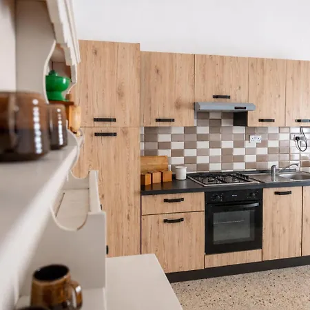 Lejlighed Bugibba Spacious 3br Family I Cot I Walk To San Pawl il-Baħar