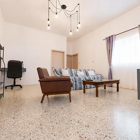 Bugibba Spacious 3br Family I Cot I Walk To *