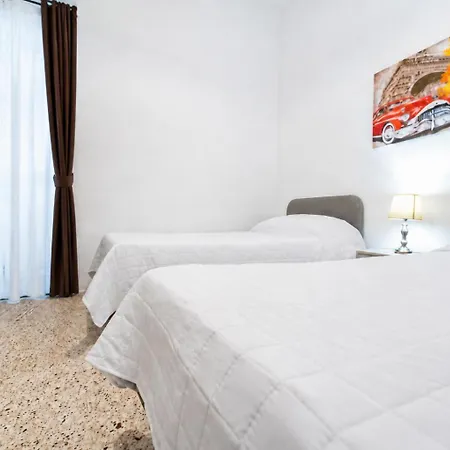 Lejlighed Bugibba Spacious 3br Family I Cot I Walk To