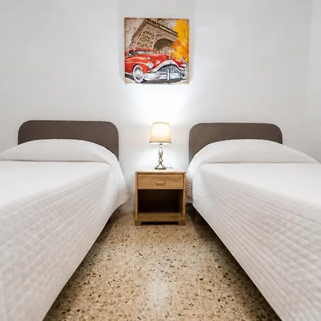 Bugibba Spacious 3br Family I Cot I Walk To *