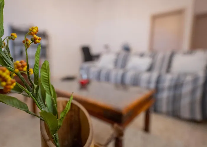 Coastal Charm Spacious 3-bedroom Retreat Steps From The