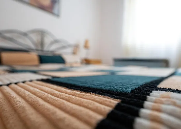 Coastal Charm Spacious 3-bedroom Retreat Steps From The * خليج سانت بول