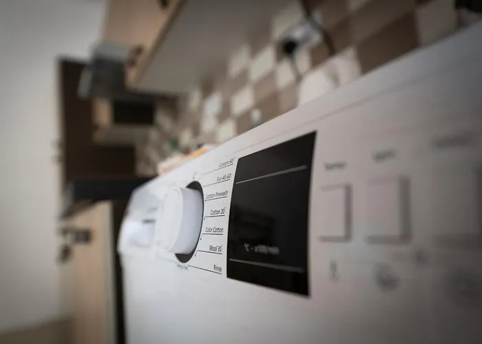 Coastal Charm Spacious 3-bedroom Retreat Steps From The