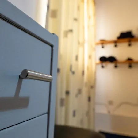 Coastal Charm Spacious 3-bedroom Retreat Steps From The Apartment *