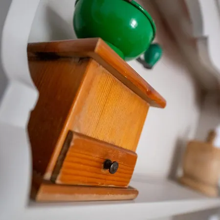 Apartment Coastal Charm Spacious 3-bedroom Retreat Steps From The